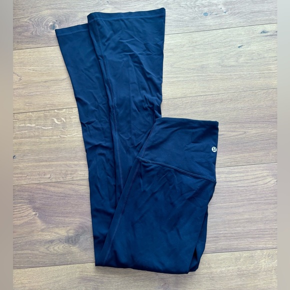 Lululemon Align flare - Picture 2 of 3